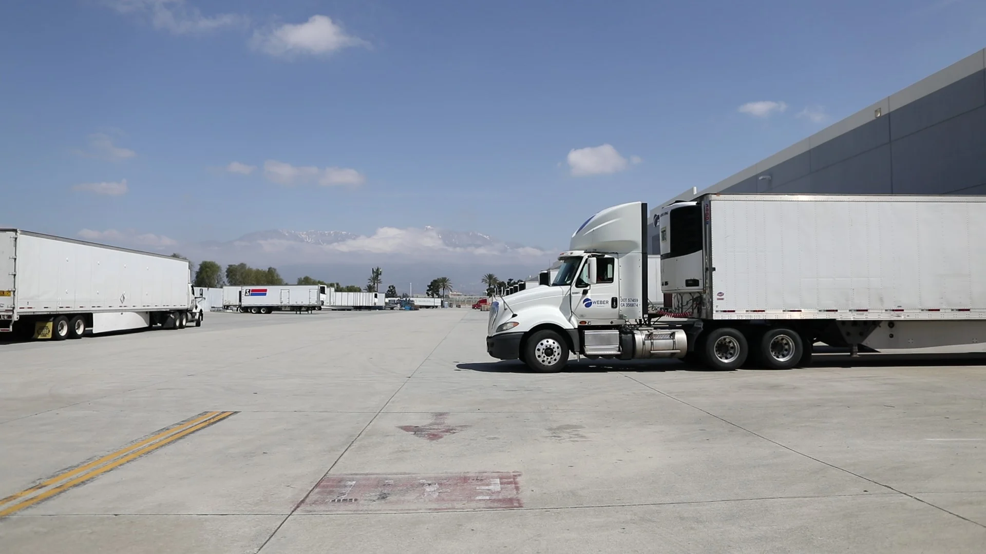 KCH TRANSPORT LLC fleet operations